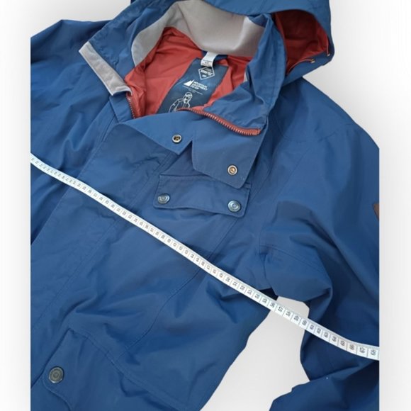 MEC Gore-Tex men light waterproof coat small - Picture 4 of 8